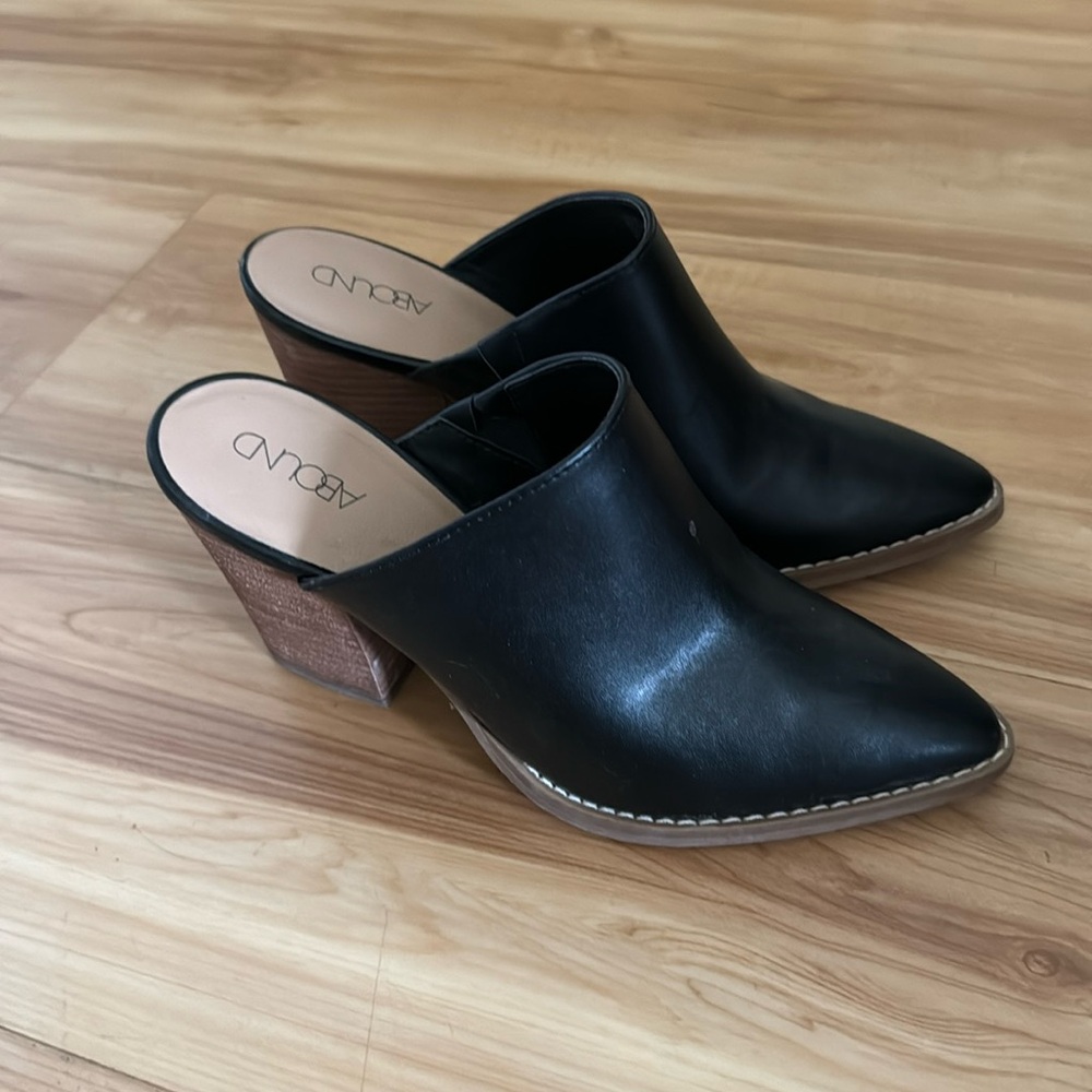 Abound mules worn once